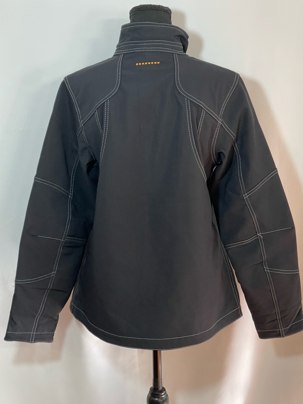 Ariat Rebar Women’s Black Utility Softshell Jacket with White Stitching - Picture 2 of 14